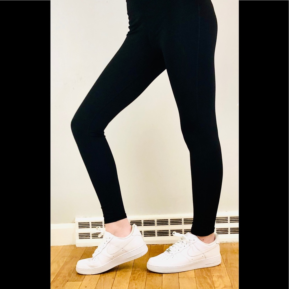 Old Navy Active Go-Dry Black Leggings